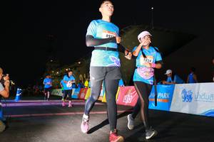 BIB: 334
                            <button type="button" onclick="openModal(3397422)" class="btn btn-primary btn-sm float-right btn-popup" data-toggle="modal" data-target=".modal-high-quality">
                        <i class="fas fa-shopping-cart"></i> Add to Cart
                    </button>
                                            <button type="button" onclick="isThisMe(3397422, true)" class="btn btn-success btn-sm float-right btn-popup btn-isme hidden" data-toggle="tooltip" data-placement="bottom" title="นี่คือรูปของคุณใช่ไหม คลิกที่นี่เพื่อเอาเข้าอัลบั้ม">
                        <i class="fas fa-plus"></i> Add to album
                    </button>
                    <button type="button" onclick="isThisMe(3397422, false)" class="btn btn-warning btn-sm float-right btn-popup btn-isnotme hidden">
                        <i class="fas fa-ban"></i> Remove from album
                    </button>